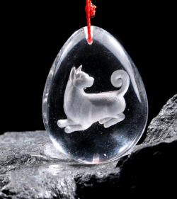 冰种白晶内雕生肖狗挂坠取消 规格30*20mm 重量 // 编码 80000297
