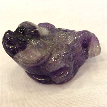 阿富汗紫晶皮丘挂坠 规格33*23*17mm 重量 19.7克 编码 62000279