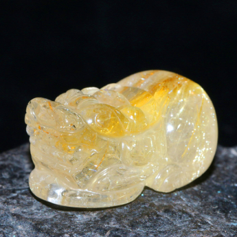 泰晶皮丘挂坠 规格30*17*12mm 重量 // 编码 82200526