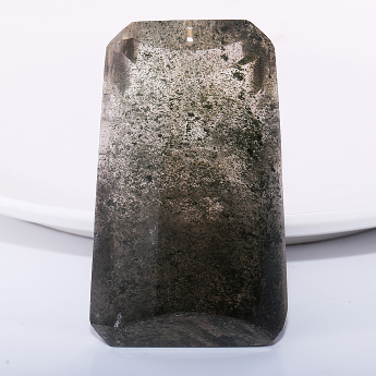 幽灵梯形挂坠(内雕龙) 规格51*27mm 重量 42.96克 编码 52000475