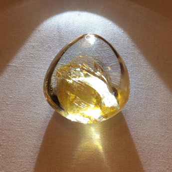 黄胶花花开富贵挂坠 规格27.5*24.5mm 重量 12.93克 编码 61000318