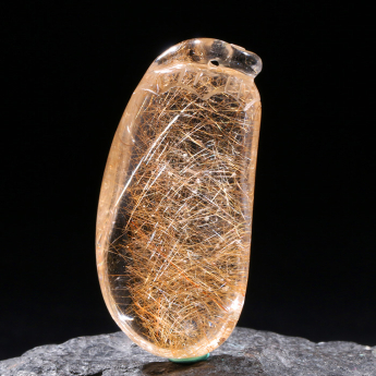 发晶福瓜挂坠 规格48*22*13mm 重量 23.6克 编码 82200968
