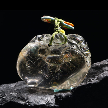发晶特色挂坠 规格38*47mm 重量 /克 编码 93000222