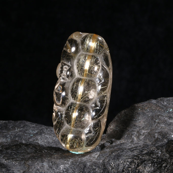 泰晶特色挂坠 规格43*21*11mm 重量 17.55克 编码 93000298