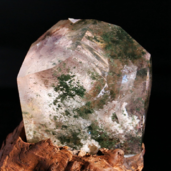 花幽灵原矿石摆件（水晶大王收藏）规格7.5X11.7CM(连座尺寸18X19CM）重量0.7公斤编号19002600