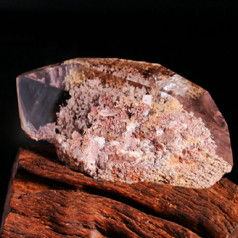 花幽灵原矿石摆件（水晶大王收藏）规格14.1X6.3CM(连座尺寸18X11CM）重量0.52公斤编号19002615