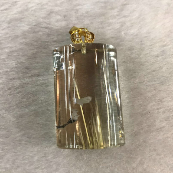 泰晶黄皇冠扣柱形挂坠 规格51*20*16mm 重量 25.9克 编码 92106543