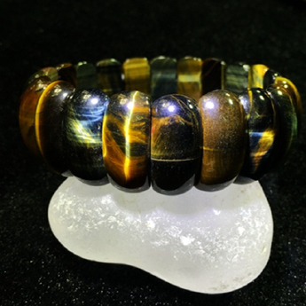黄蓝虎晶马眼手排 规格25*11/ 重量 // 编码 92107342