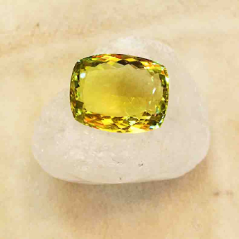 冰种黄晶戒面 规格23*18*11/ 重量 7.07克 编码 92200963