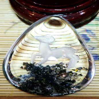 幽灵内雕生肖挂坠(羊) 规格51*40*21mm 重量 /克 编码 92201413