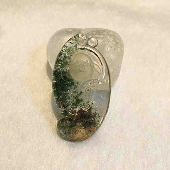 幽灵笑佛挂坠 规格/mm 重量 /克 编码 89001057