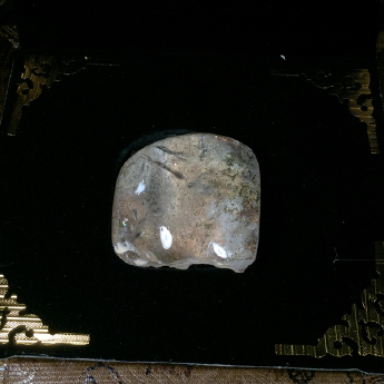 花幽灵原矿石摆件(1件套、带盒）(水晶大王收藏)规格52*46重量104g编号19002768