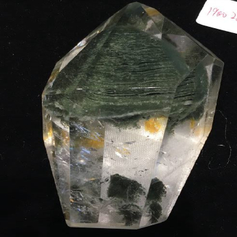 绿幽灵原矿石摆件(1件套、带盒）(水晶大王收藏)规格95*54重量331g编号19002834