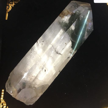 花幽灵原矿石摆件(1件套、带盒）(水晶大王收藏) 规格165*51/ 重量 865克 编码 19002837