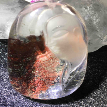 红幽灵佛祖挂坠 规格36*20*11mm 重量 18.64克 编码 92201844