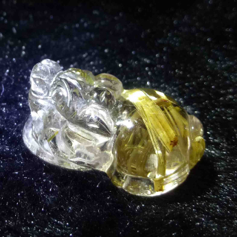 泰晶皮丘挂坠（板金） 规格21*14*7mm 重量 9.67克 编码 92201948