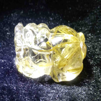 泰晶皮丘挂坠（板金） 规格32*12mm 重量 /克 编码 92201953