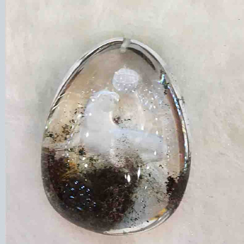 幽灵内雕海狮挂坠 规格45*34*18mm 重量 39.5克 编码 92102448