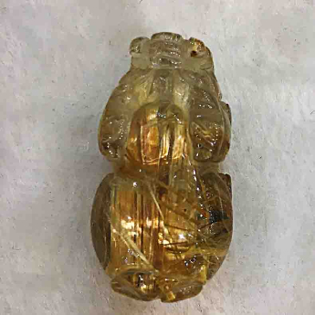 泰晶皮丘挂坠 规格37*20*14mm 重量 18.32克 编码 92102515