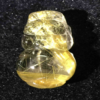 泰晶皮丘挂坠（板金） 规格33*19*14mm 重量 14.63克 编码 92202052