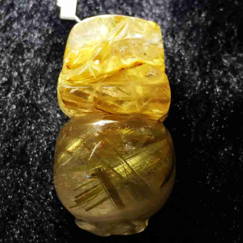 泰晶皮丘挂坠（板金） 规格3.45×1.8×1.75mm 重量 18.8克 编码 92202060