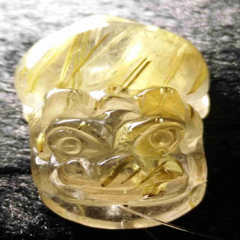 泰晶皮丘挂坠（板金） 规格36*21*15mm 重量 18.26克 编码 92202069