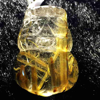 泰晶皮丘挂坠（板金） 规格2.8×1.7×0.9mm 重量 7.38克 编码 92202089