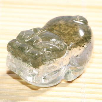 幽灵皮丘挂坠 规格32*20*17mm 重量 18.49克 编码 92103103