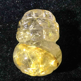 泰晶皮丘挂坠（板金） 规格34*19*17mm 重量 18.69克 编码 92202151