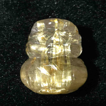 泰晶皮丘挂坠（板金） 规格34*19*15mm 重量 17.42克 编码 92202159