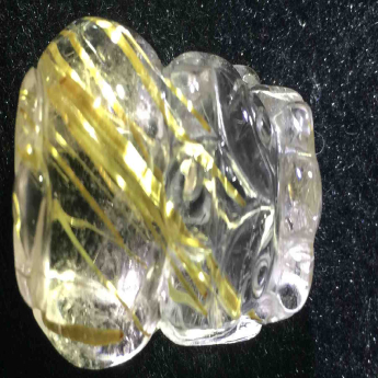 泰晶皮丘挂坠（板金） 规格33*19*13mm 重量 21.45克 编码 92202186
