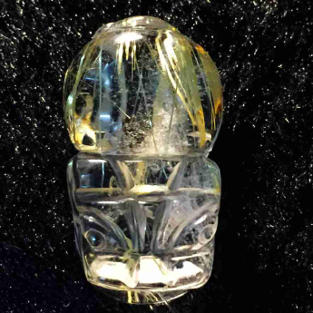 泰晶皮丘挂坠（板金） 规格3.85×1.95×1.5mm 重量 19.55克 编码 92202197