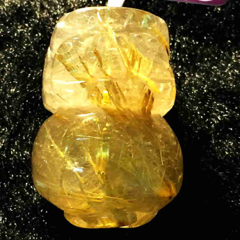 泰晶皮丘挂坠（板金） 规格3.5×1.9×1.65mm 重量 18.37克 编码 92202214