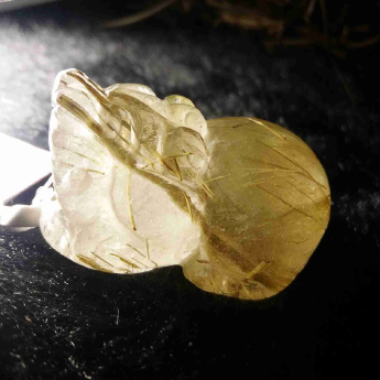 泰晶皮丘挂坠（板金） 规格/mm 重量 /克 编码 92202212