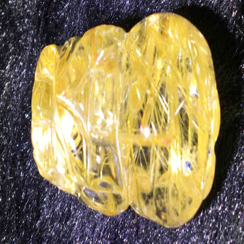 泰晶皮丘挂坠 规格23*18*14*mm 重量 11.45克 编码 92202297