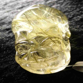 泰晶皮丘挂坠 规格33*17*14mm 重量 /克 编码 92202315