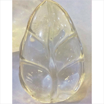 乳白晶树叶挂坠 规格43*26mm 重量 /克 编码 90001358