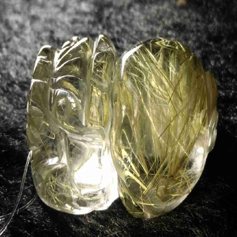 泰晶皮丘挂坠 规格27*19*14mm 重量 /克 编码 92202317