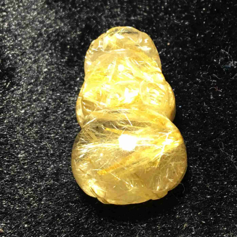 泰晶皮丘挂坠 规格23*16*12mm 重量 7.6克 编码 92202361