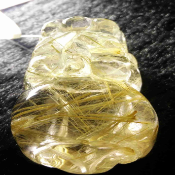 泰晶皮丘挂坠 规格// 重量 // 编码 92202363