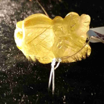 泰晶皮丘挂坠 规格/mm 重量 10.11克 编码 92202374