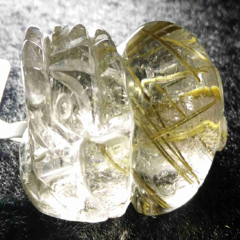 泰晶皮丘挂坠 规格35*21*18mm 重量 23.02克 编码 92202387
