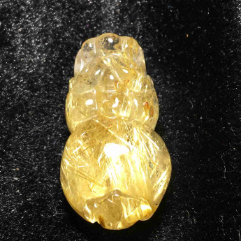 泰晶皮丘挂坠 规格// 重量 21.5克 编码 92202438