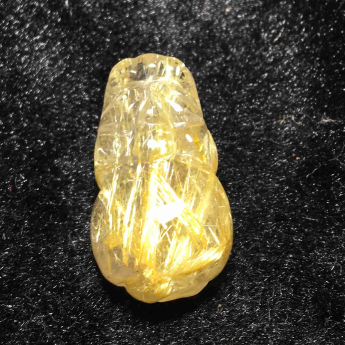 泰晶皮丘挂坠 规格26*17*13*mm 重量 10.22克 编码 92202461