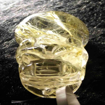 泰晶皮丘挂坠 规格/mm 重量 13.27克 编码 92202488