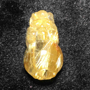 泰晶皮丘挂坠 规格31*18.5*12mm 重量 12克 编码 92202495