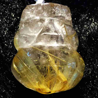 泰晶皮丘挂坠 规格/mm 重量 16.65克 编码 92202511