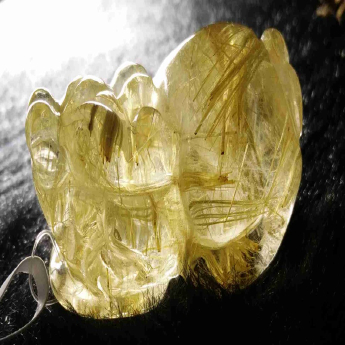 泰晶皮丘挂坠 规格/mm 重量 15.36克 编码 92202512