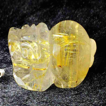 泰晶皮丘挂坠 规格3.5×2×1.7mm 重量 20.57克 编码 92202586