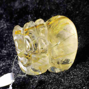 泰晶皮丘挂坠 规格2.7×1.75×1.45mm 重量 11.42克 编码 92202587
